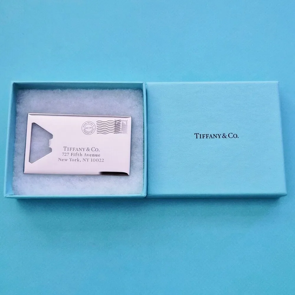 Tiffany & Co. 💖 firm